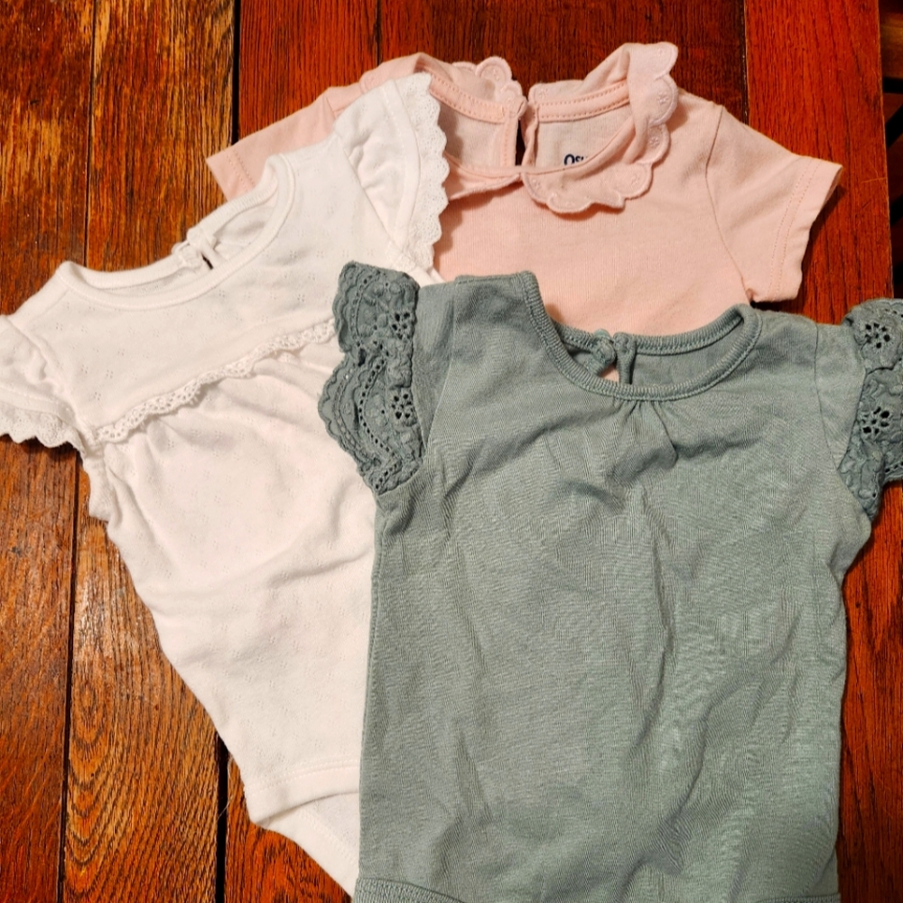 OshKosh B'gosh Lace Trim Bodysuit Set - Pink, White, and Green